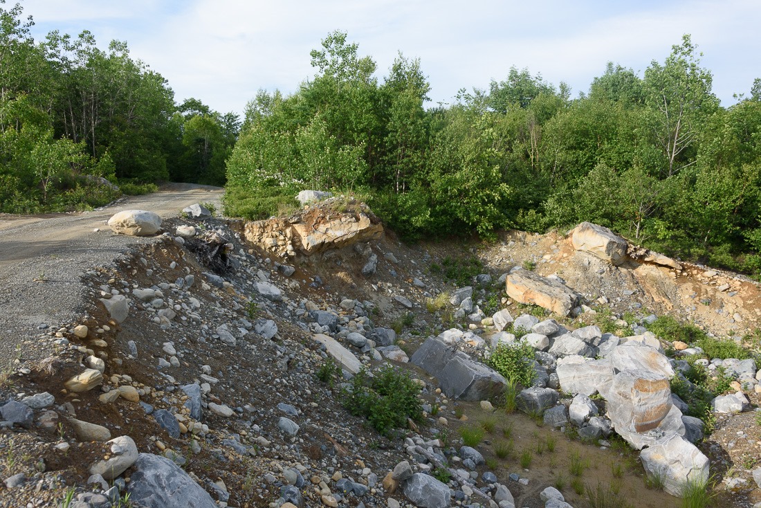 Normal road or Quarry?