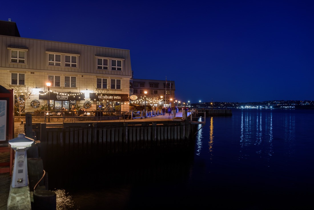 Dining in the night