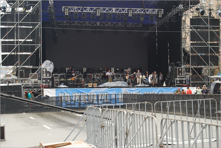 Before the concert on Khrestchatyk, Kiev, Ukraine