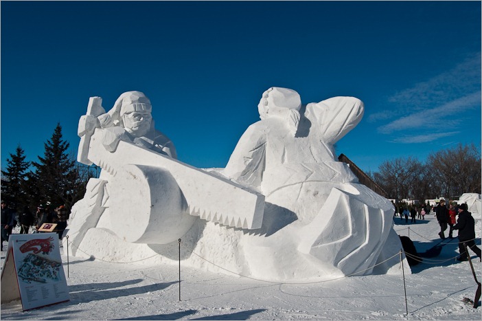 The sculpture at the entrance