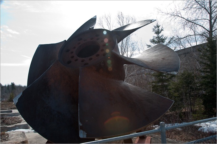 Vertical turbine