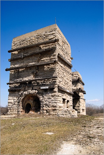 New limestone kilns of Stonewall
