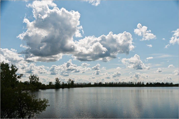 Polarizer, ok, but not on top of another filter…. bad idea.
